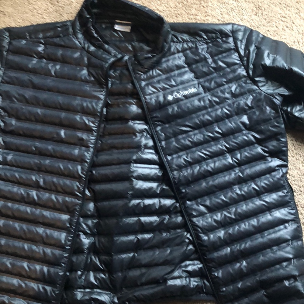Like new Columbia
